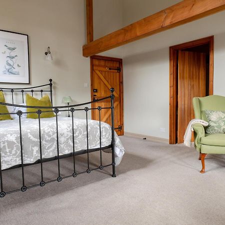 ローチェスター North Downs Barn Bed & Breakfast エクステリア 写真
