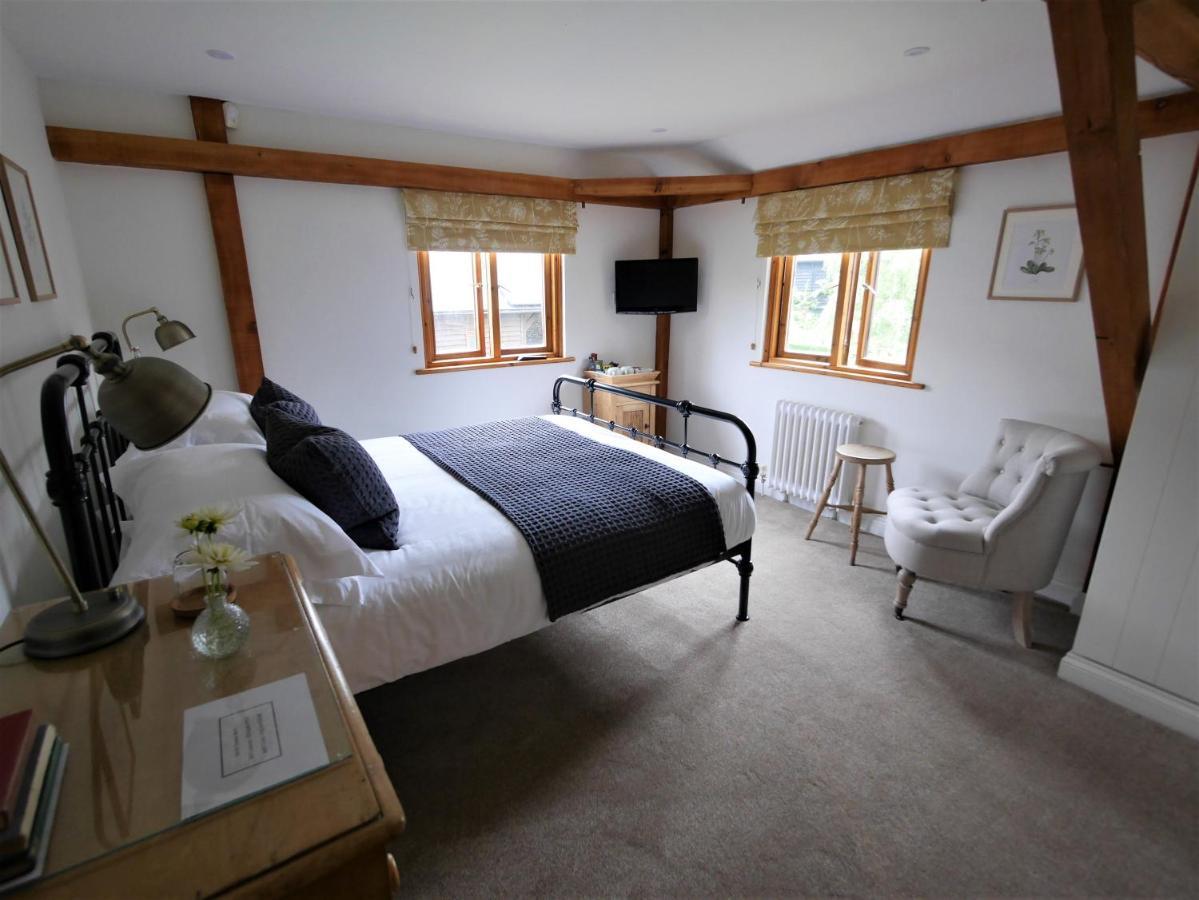 ローチェスター North Downs Barn Bed & Breakfast エクステリア 写真