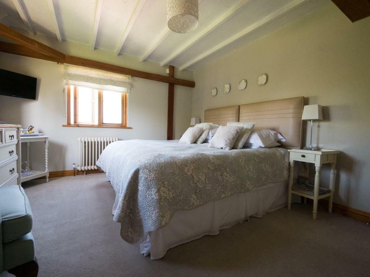 ローチェスター North Downs Barn Bed & Breakfast エクステリア 写真